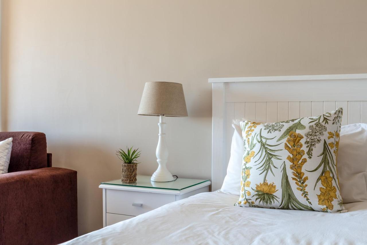 Star Apartments Cape Town Bagian luar foto